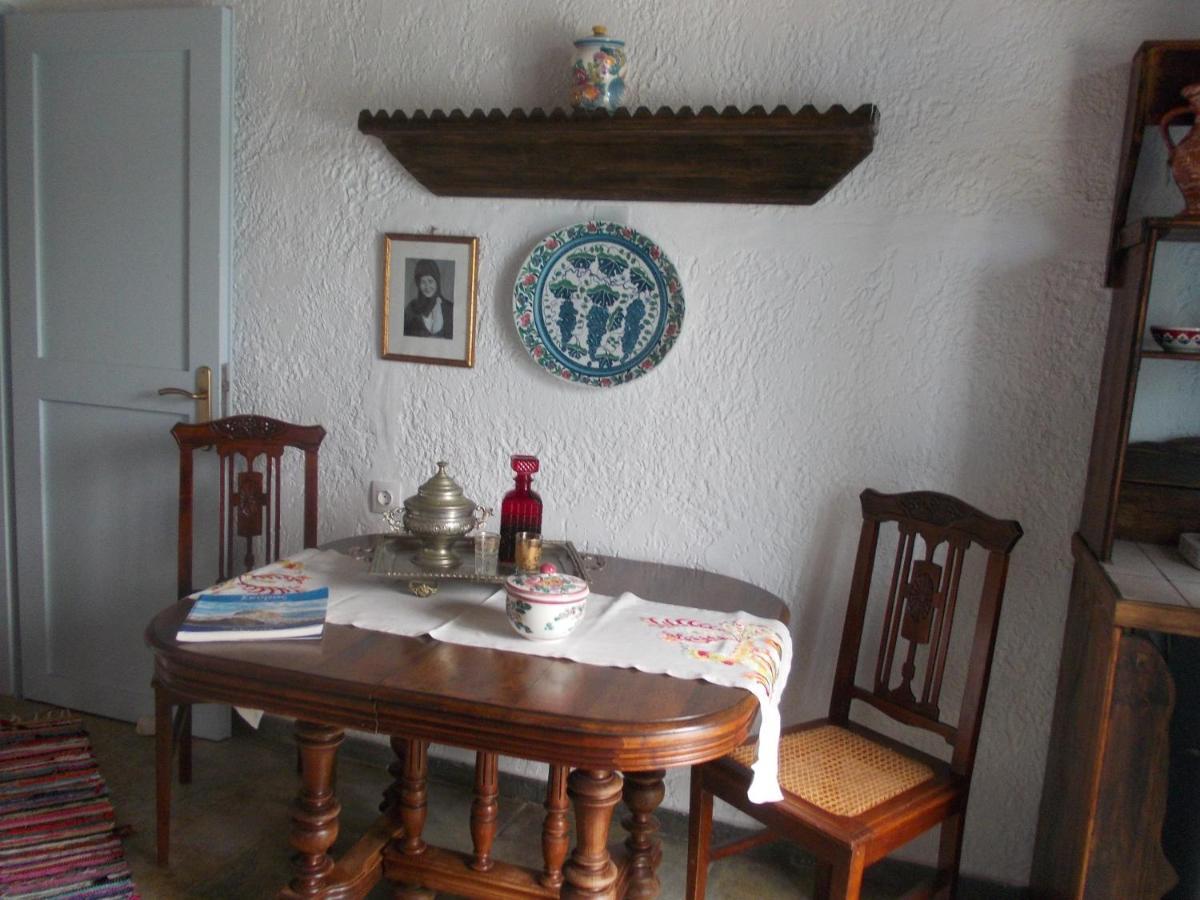 Nyfes Traditional Boutique Frosyni Skyros Extérieur photo